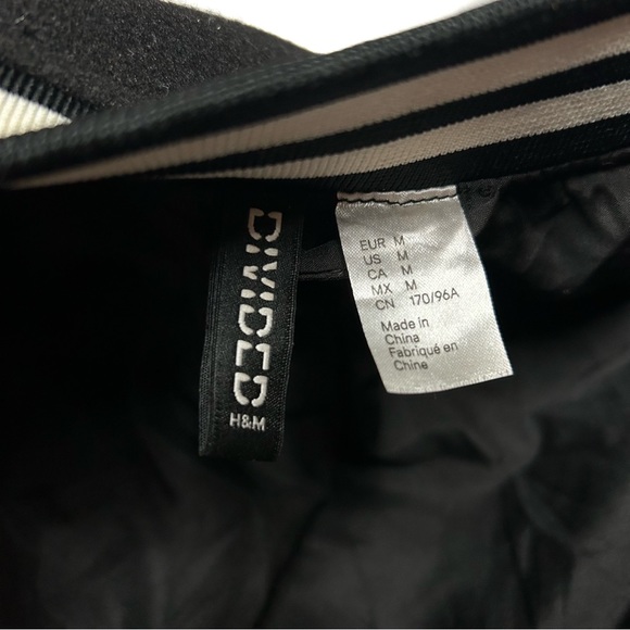 H&M Oversized jacket, Black and White, Playoff. - Picture 4 of 5